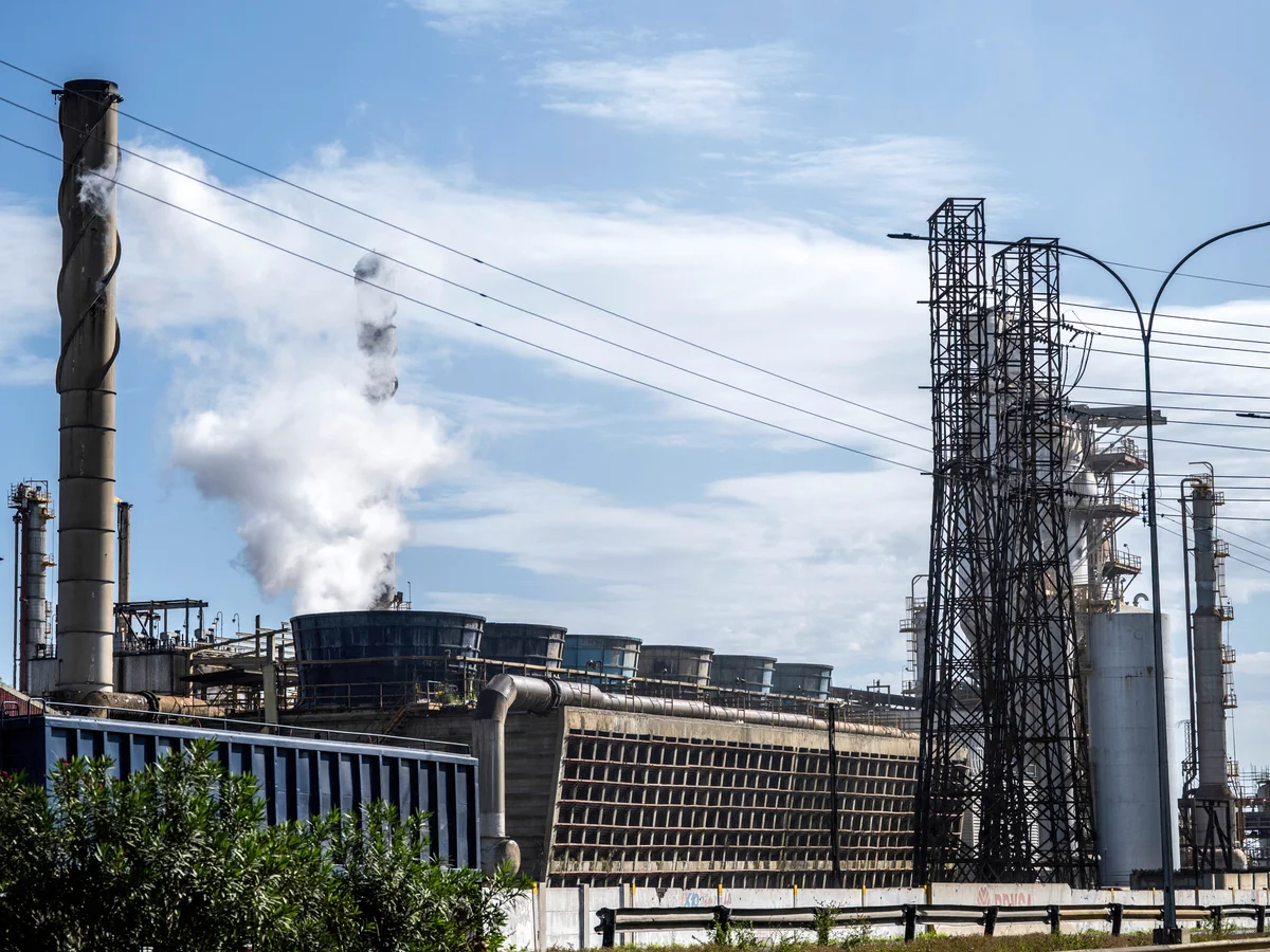 Trump threatens to shut ExxonMobil out of Venezuela following the CEO’s “uninvestable” remark